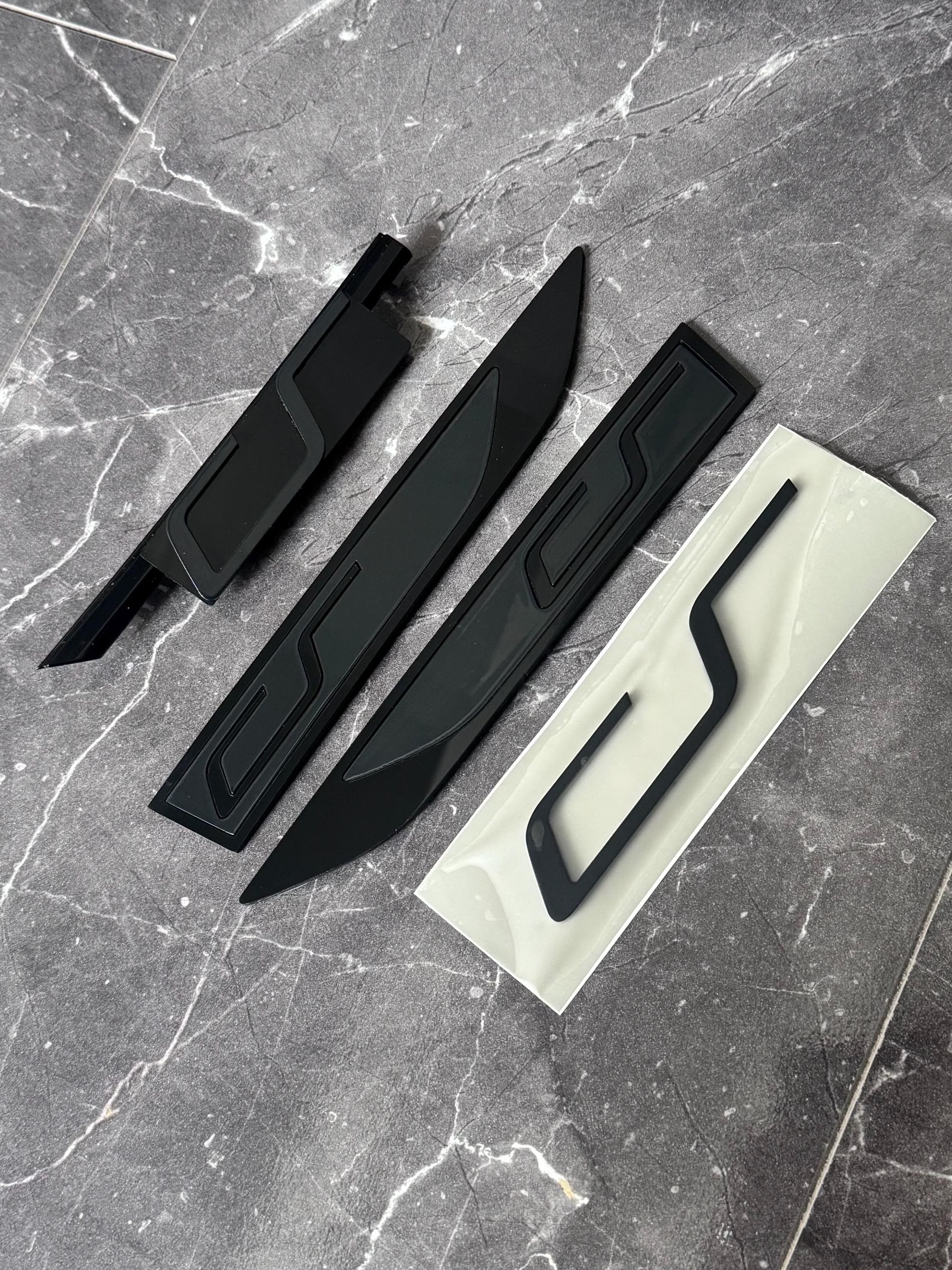 VW Golf 8 GTI Clubsport  Emblem Set (kundenspezifische Anfertigung in verschiedenen Farben möglich)