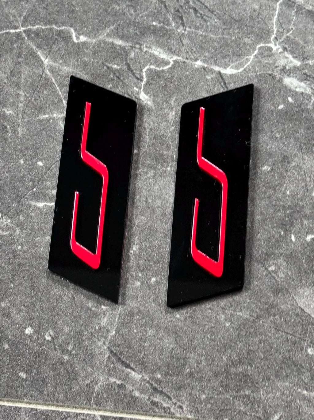Golf 8 GTI Clubsport B-Säule Emblem, Logo Set (links/rechts)